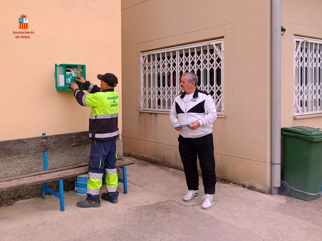 Utrillas instala desfribiladores en cuatro instalaciones deportivas municipales