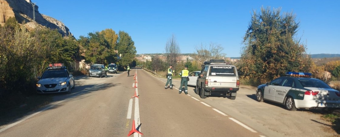 La Guardia Civil investiga a varios conductores en la Sierra de Albarracín por cuatro delitos contra la seguridad vial