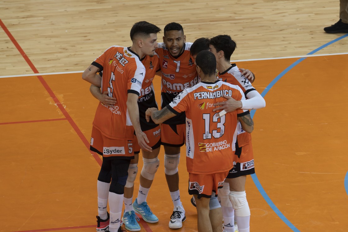 El Pamesa Teruel Voleibol cierra una puerta pero abre una ventana