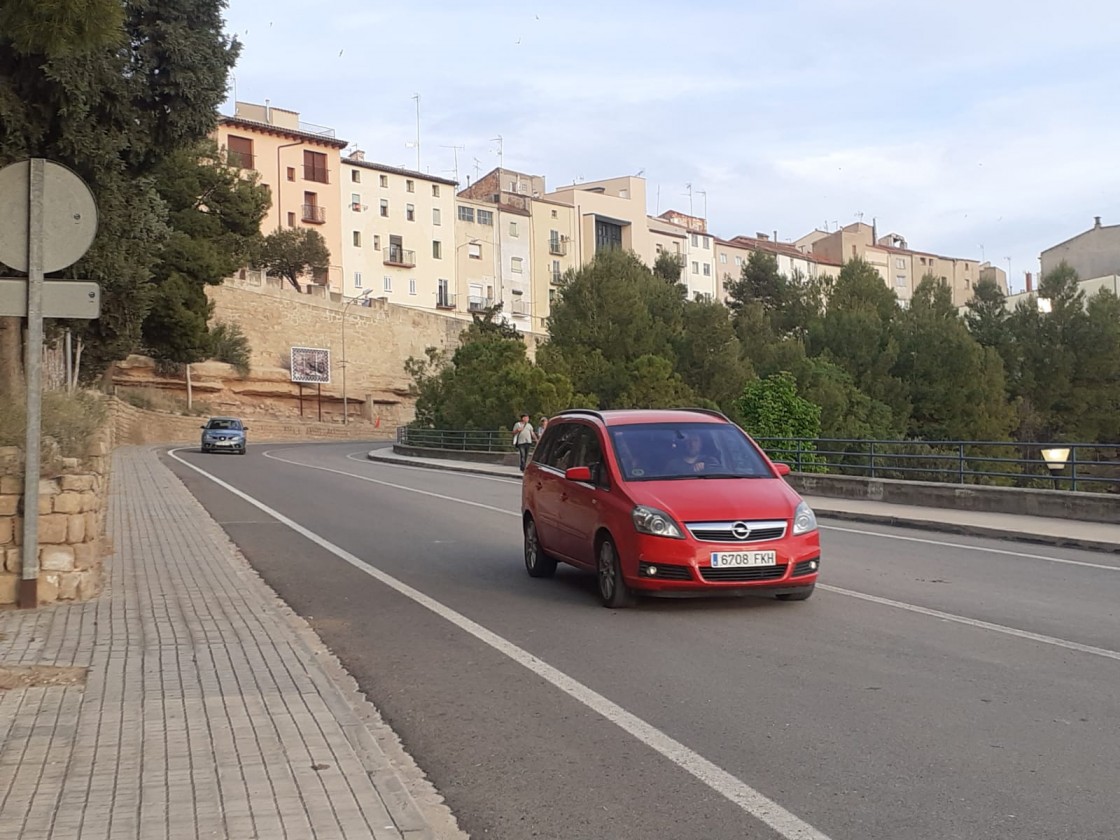 La ronda de Teruel, la travesía de la N-232 en Alcañiz, vuelve a estar abierta al tráfico rodado