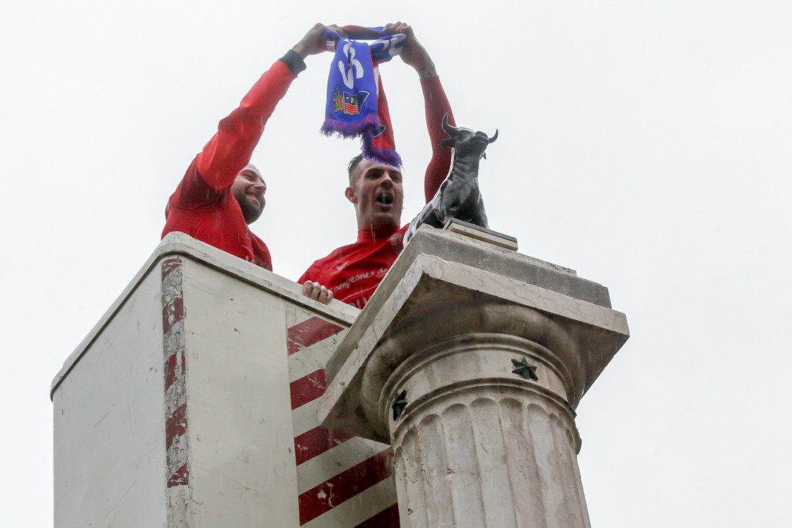 Los planes si hay ascenso: celebración en Pinilla y visita al Torico para ponerle bufanda