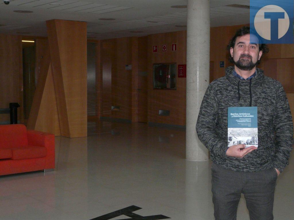 Una publicación analiza el impacto de los estudios de Bellas Artes en Teruel