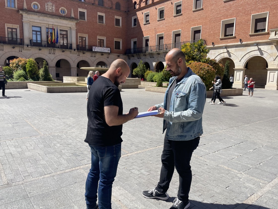 Ganar Teruel-Izquierda Unida recoge firmas para salvaguardar la atención primaria en Aragón