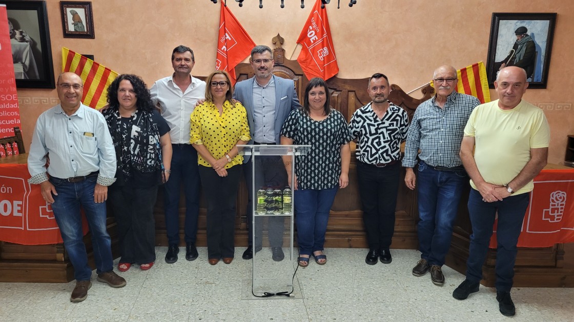 Carlos Ros releva a Joaquín Noé al frente de la candidatura socialista de Ariño