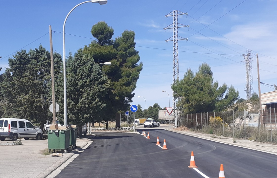 La pavimentación de los viales del polígono Las Horcas de Alcañiz llega a su tramo final