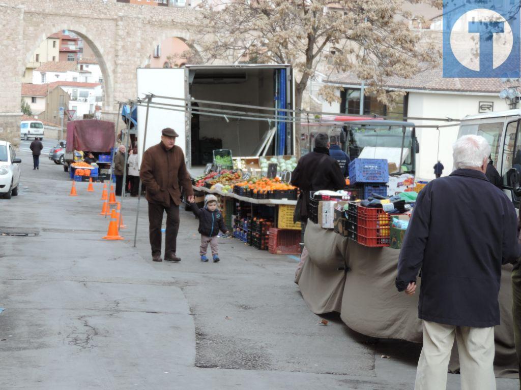El Centro Comercial Abierto de Teruel rechaza el traslado del mercado del viernes
