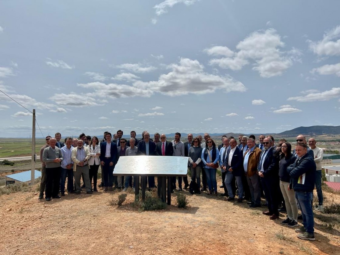 Forestalia ofrece consumo eléctrico gratuito a un centenar de municipios aragoneses, buena parte de ellos en Teruel