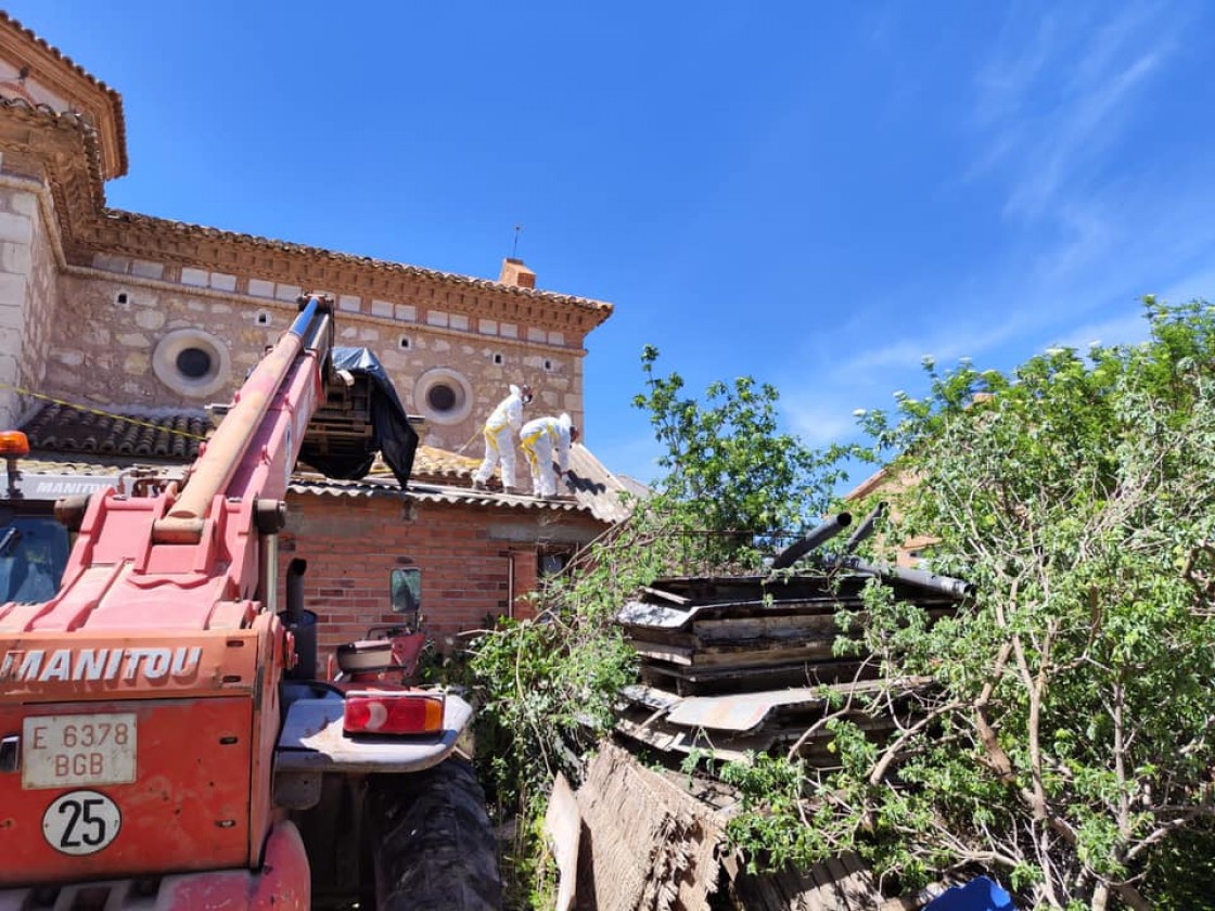 Calamocha retira las últimas uralitas para quedar a salvo de la amenaza del amianto