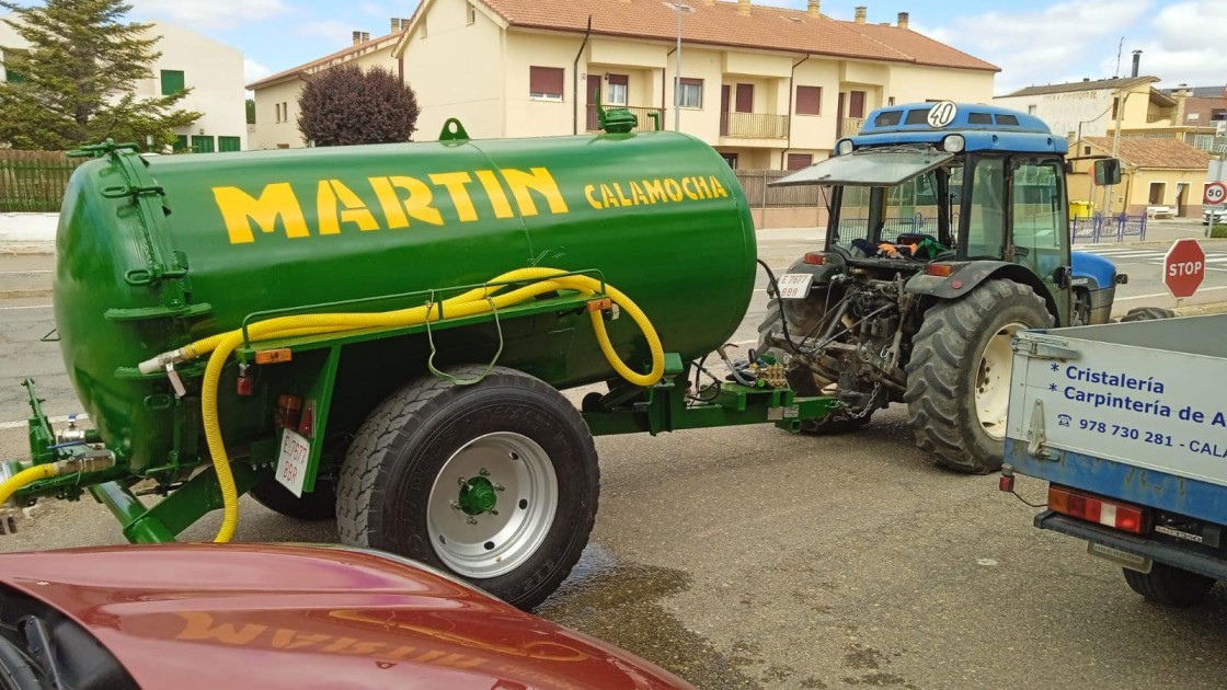 El Ayuntamiento de Calamocha adquiere varios vehículos para transportar agua