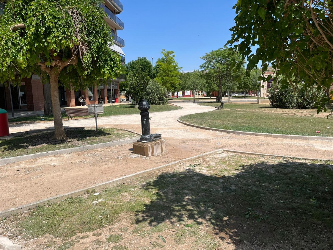 Trabajadores del Ayuntamiento de Alcañiz retiran en cuatro meses 9 toneladas de residuos arrojados fuera de contenedores