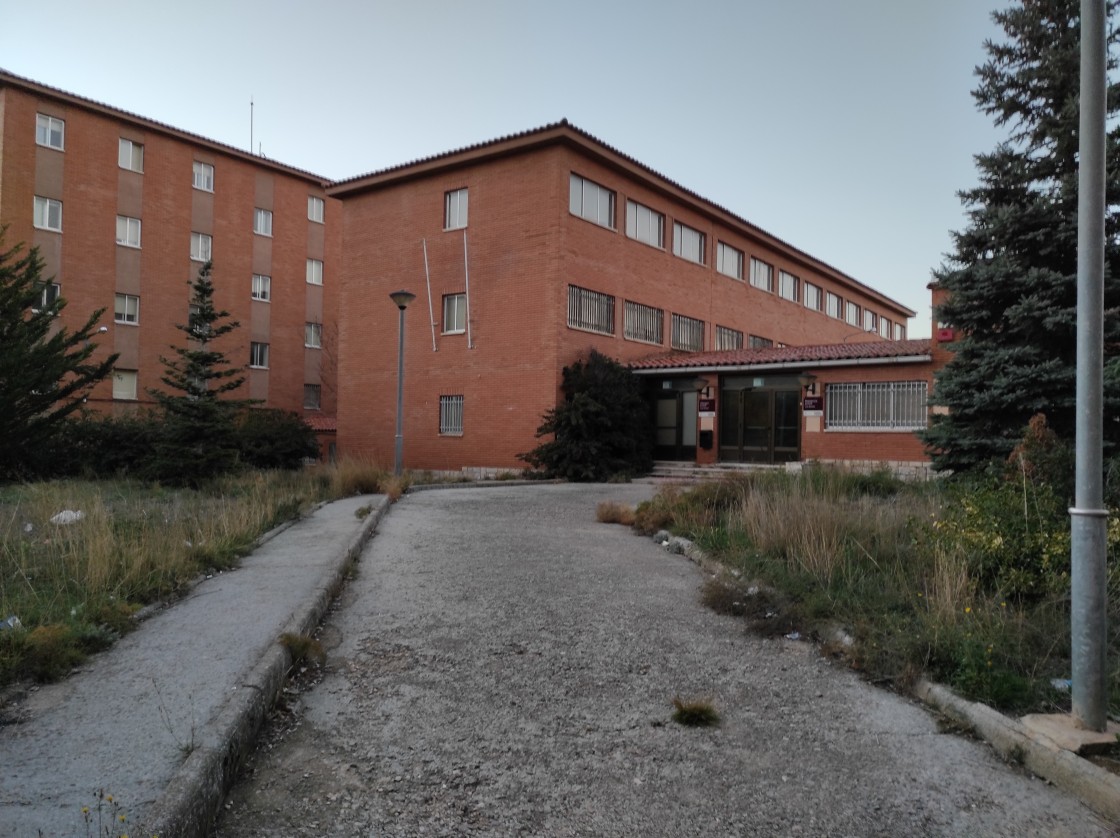 Autorizado un gasto plurianual de 4,1 millones para la primera fase de rehabilitación de la residencia Luis Buñuel de Teruel