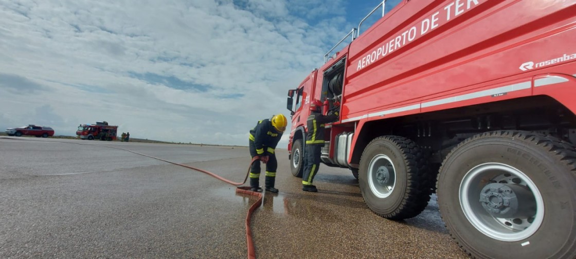 El Aeropuerto de Teruel, escenario de un simulacro de accidente aéreo para revisar sus sistemas de respuesta ante emergencias