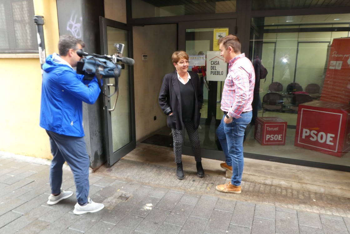 La candidata socialista a la alcaldía de Teruel renuncia a recoger su acta de concejal y asume la responsabilidad de los resultados