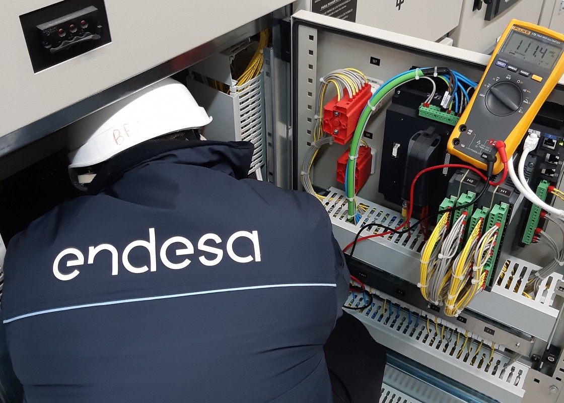 Endesa invierte 100.000 euros en la digitalización y mejora tecnológica de la red en Alcañiz