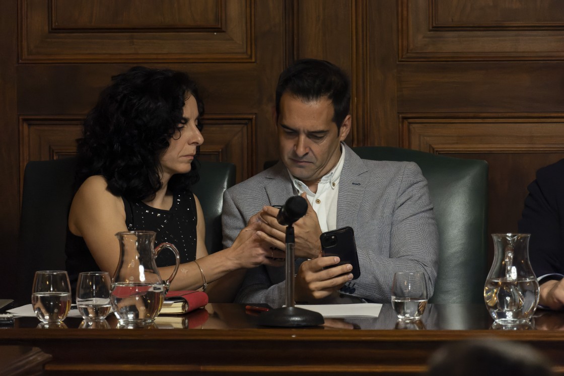 Nuria Tregón (Cs) cree que el actual concejal de Urbanismo de Teruel, Juan Carlos Cruzado (PP), no debería seguir en el Ayuntamiento