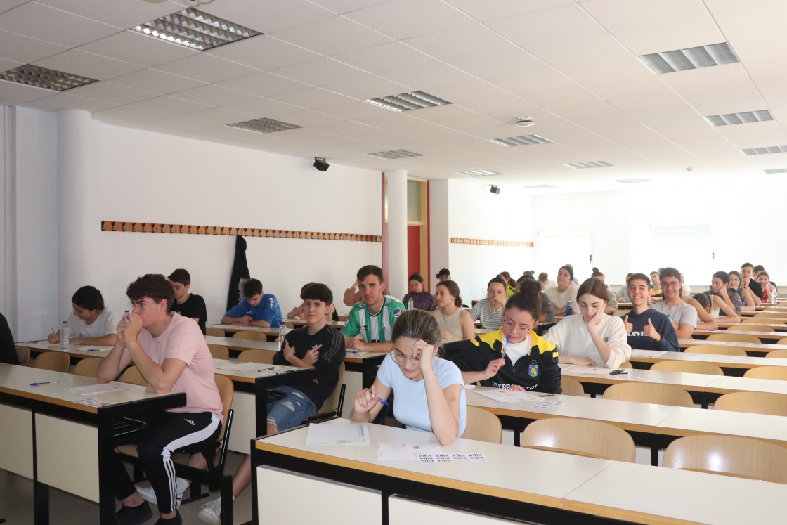 La provincia de Teruel registra un 98,8% de aprobados en las pruebas de la Evau