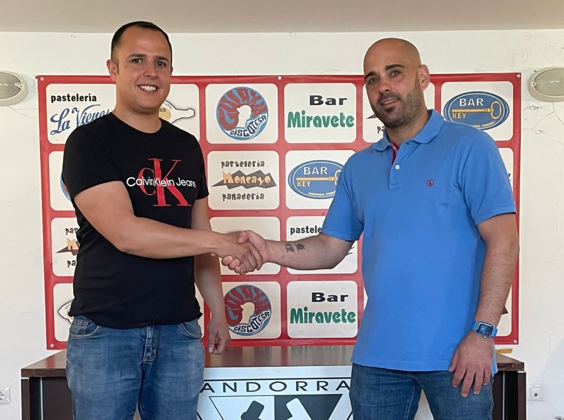 Carlos Gil entrenará al Andorra tras pasar casi toda su carrera en el Caspe
