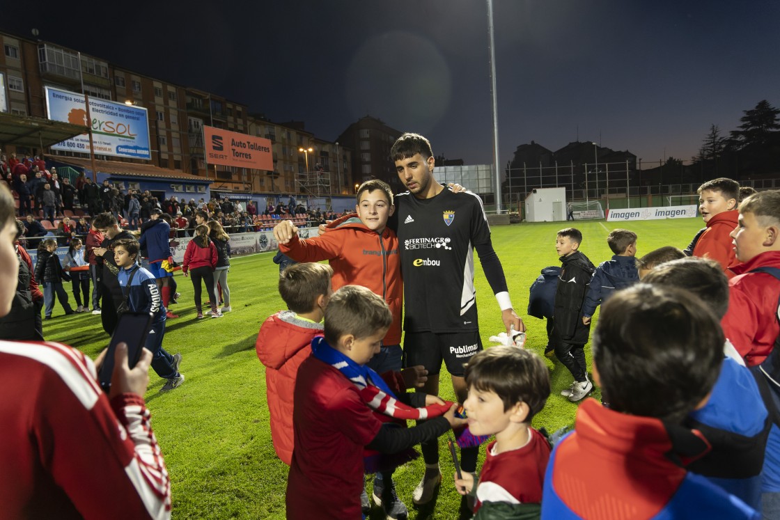 La salida de Rubén Cebollada le abre la puerta a Nico Rodríguez