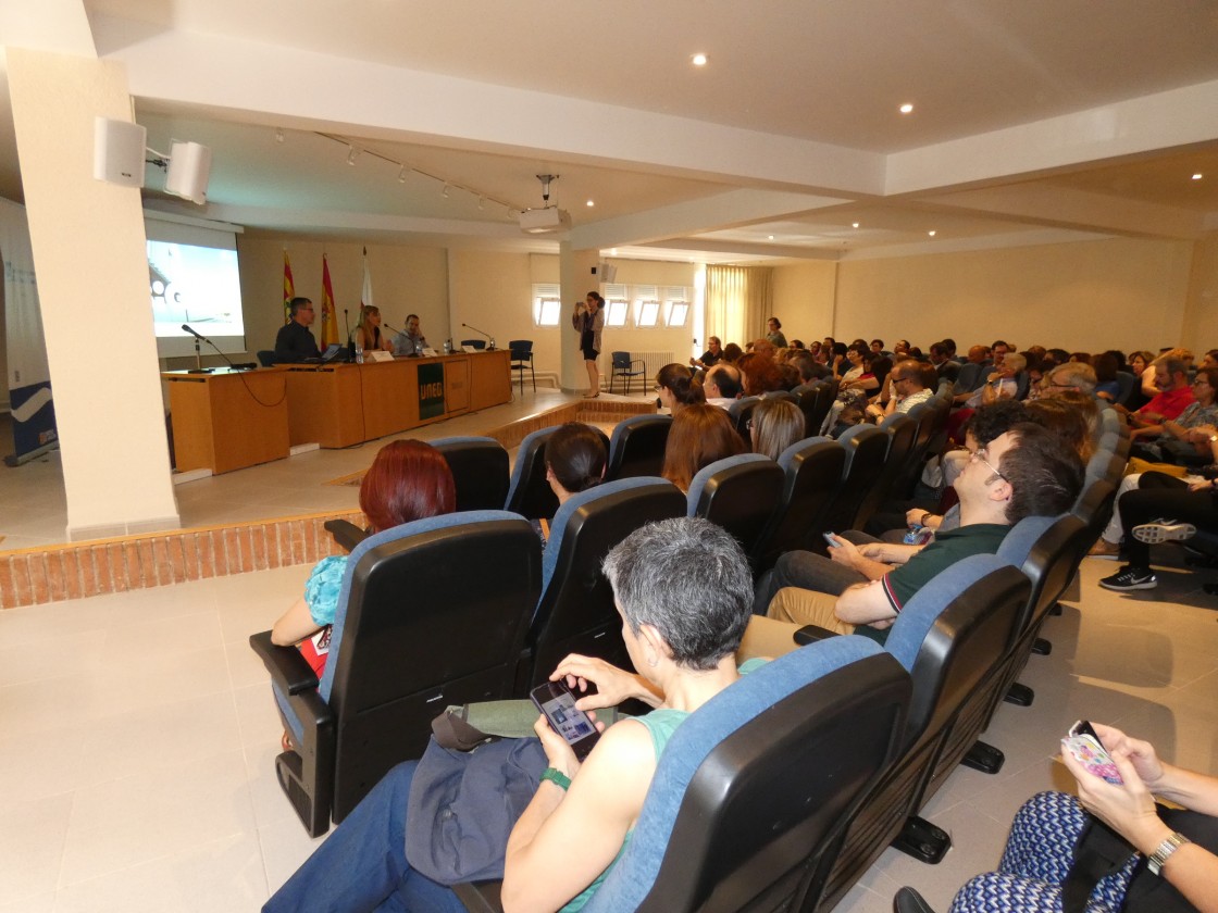 Equipos médicos de todo Aragón debaten en Alcañiz sobre la calidad asistencial sanitaria