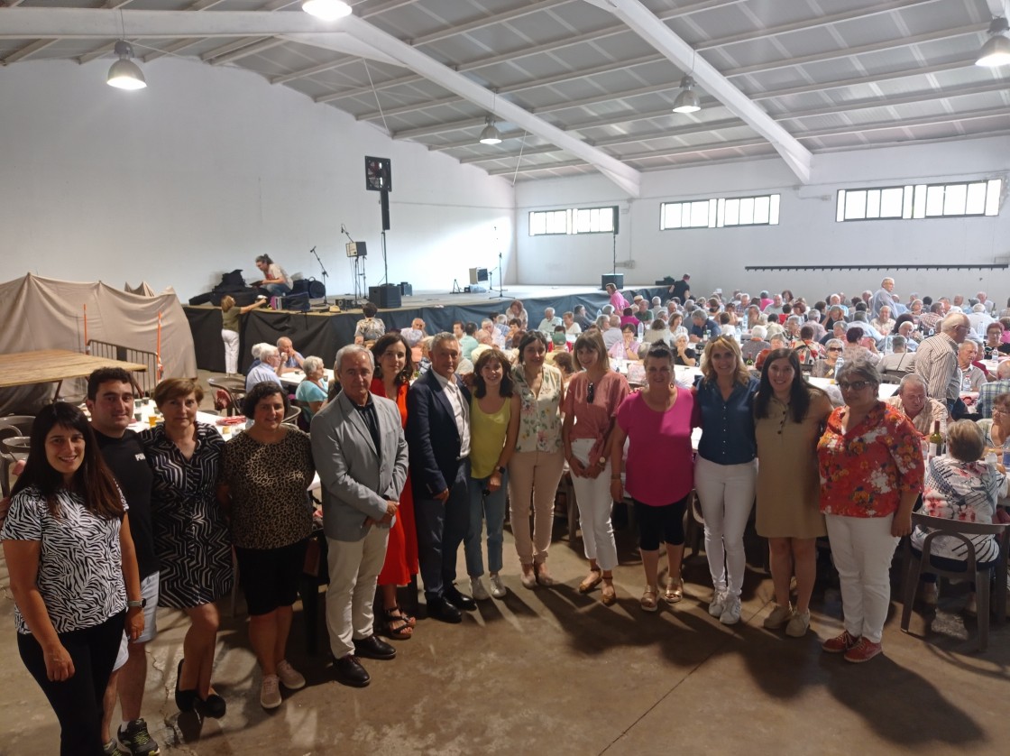 Más de 190 personas en el encuentro de mayores celebrado en Riodeva
