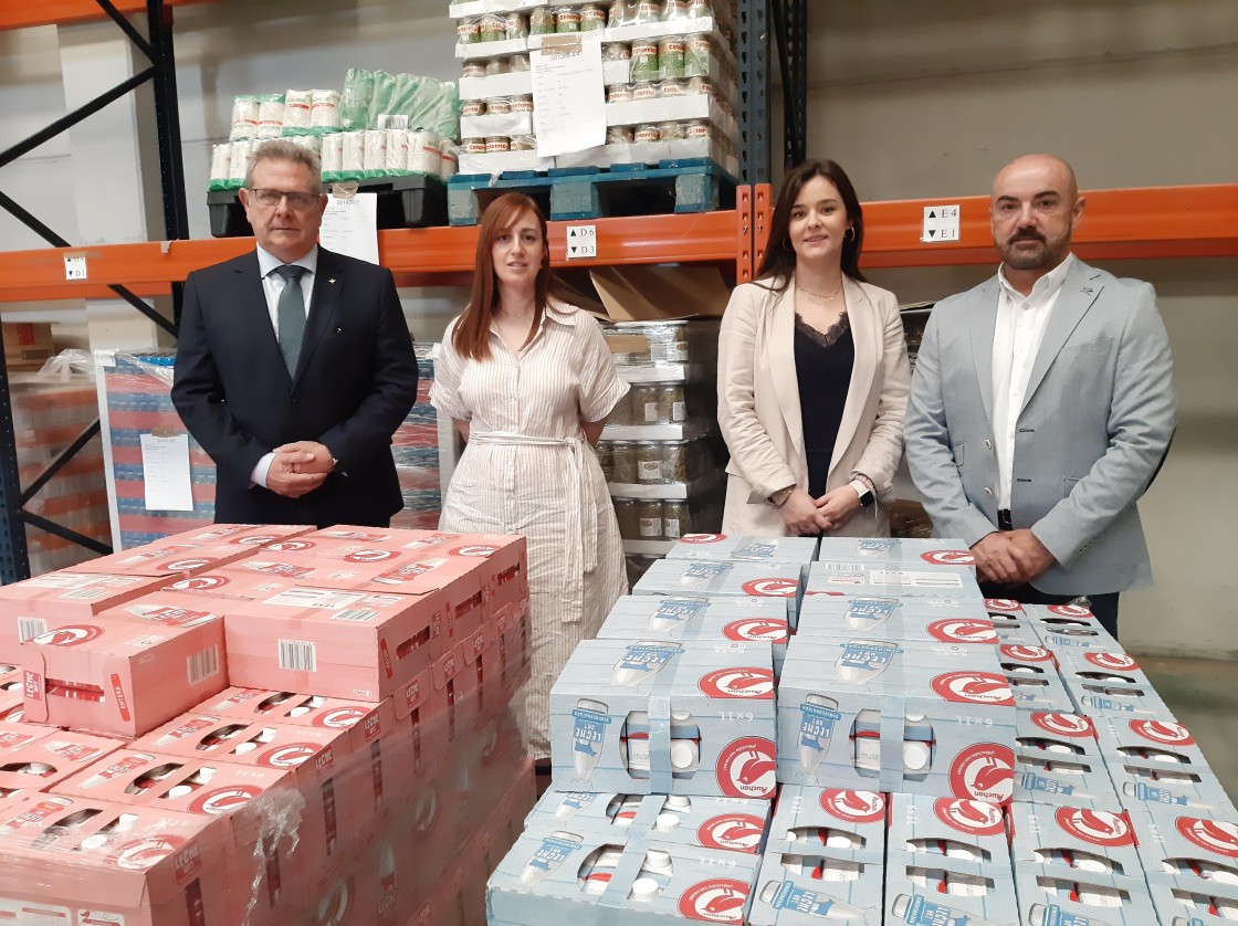 Caja Rural de Teruel colabora con el Banco de Alimentos con 11.000 kilos de productos de primera necesidad