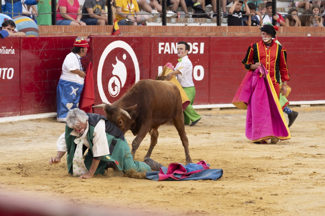 El Popeye Torero y  sus Enanitos Marineros vencen a la polémica