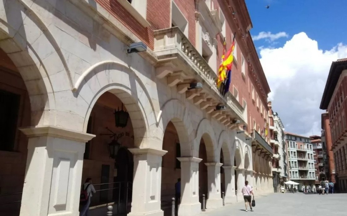 Condenado a una multa de 1.200 euros por cazar mariposas protegidas en la Sierra de Albarracín