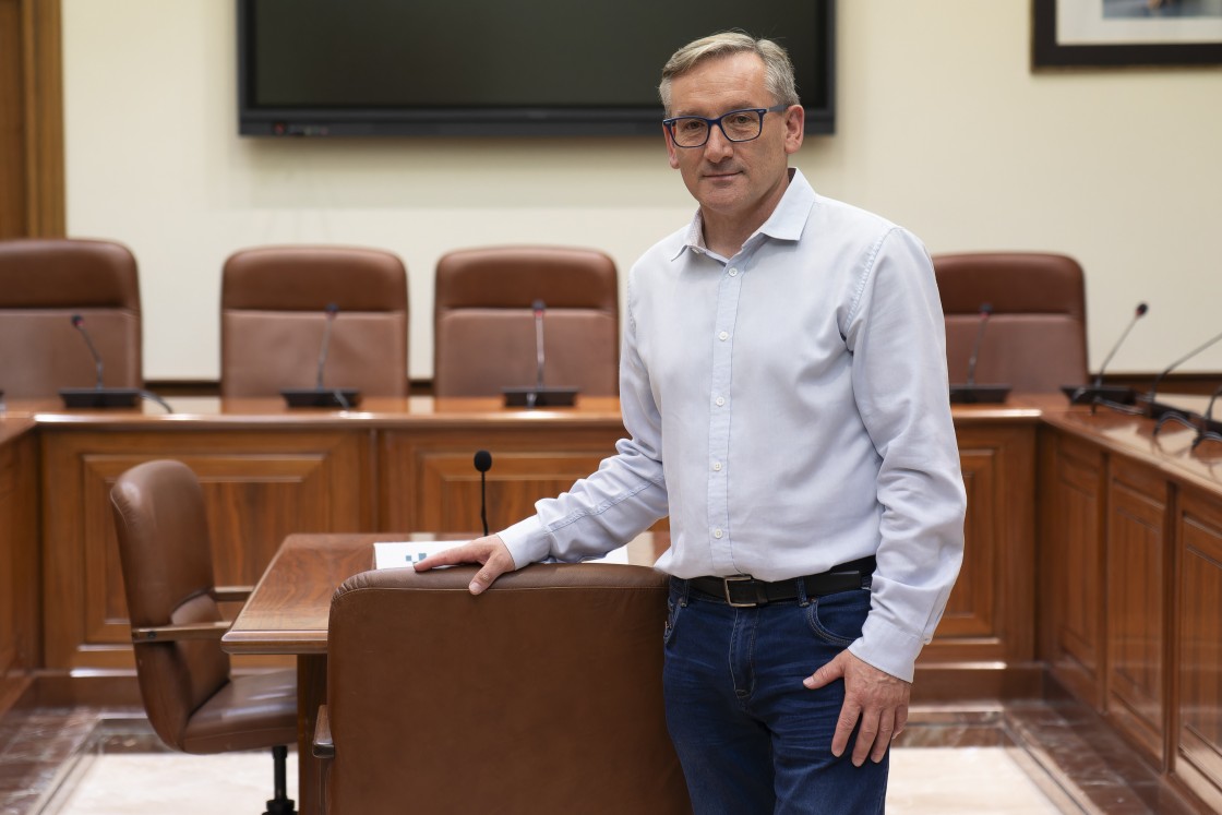 Joaquín Juste, presidente de la Diputación de Teruel: “Las renovables pueden ser una fortaleza y en Teruel hay sitio para ellas, pero hay que ordenarlas”