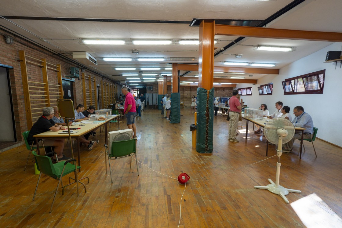 La participación aumenta 2,43 puntos en la provincia de Teruel a las 14 horas, hasta el 41,92 %