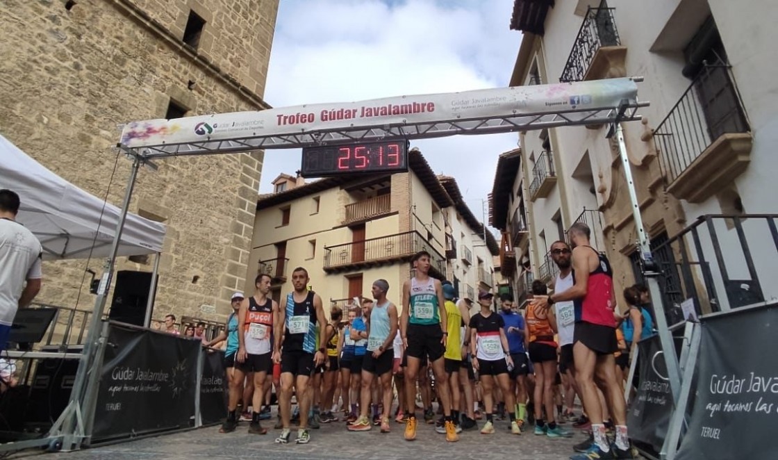 Rubielos estrena trail con buena cifra de participación