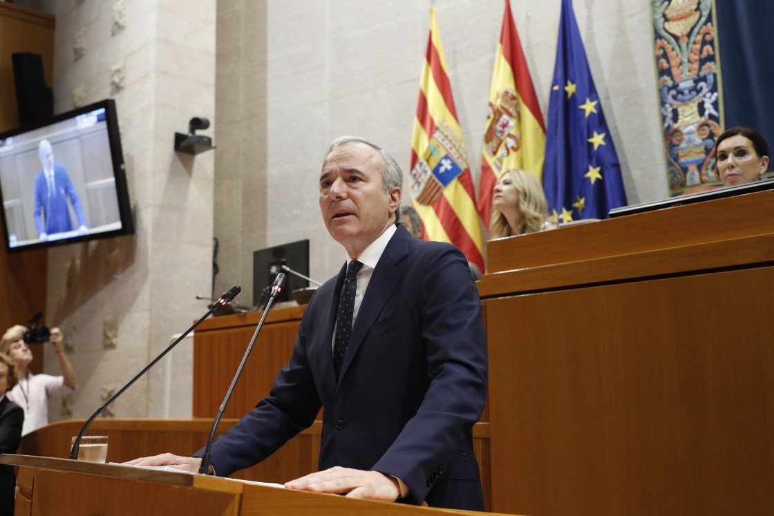 Azcón reitera su intención de implantar los estudios de Medicina en Teruel y de completar el grado que ya se imparte en Huesca