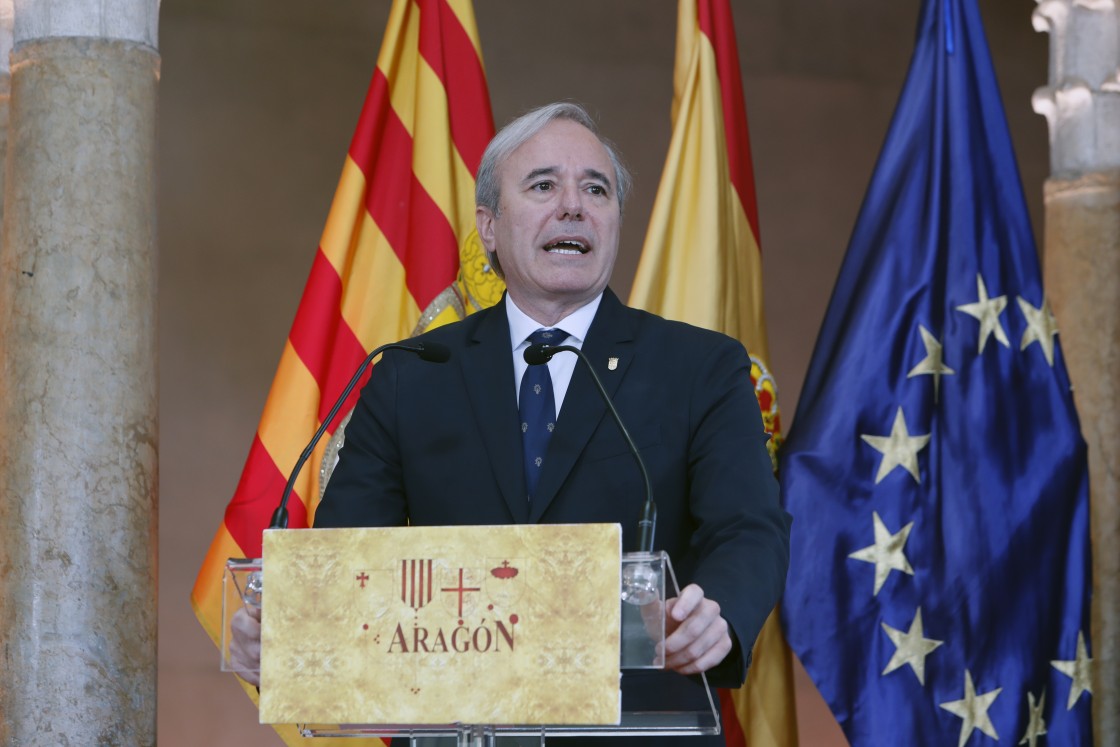 Los turolenses Manuel Blasco y Tomasa Hernández, consejeros del nuevo Gobierno de Aragón, con Nolasco y Vaquero como vicepresidentes