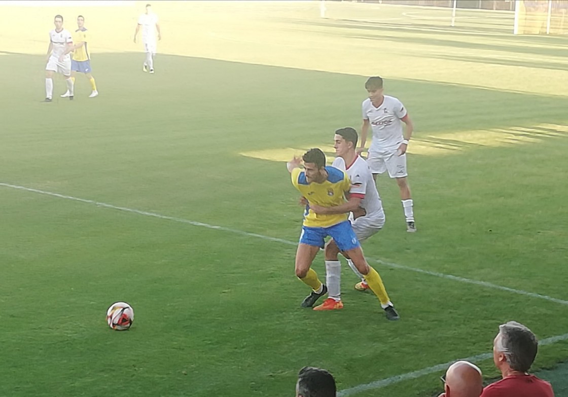 Derrota justa del Utrillas en el complicado debut en la Copa RFEF (3-0)