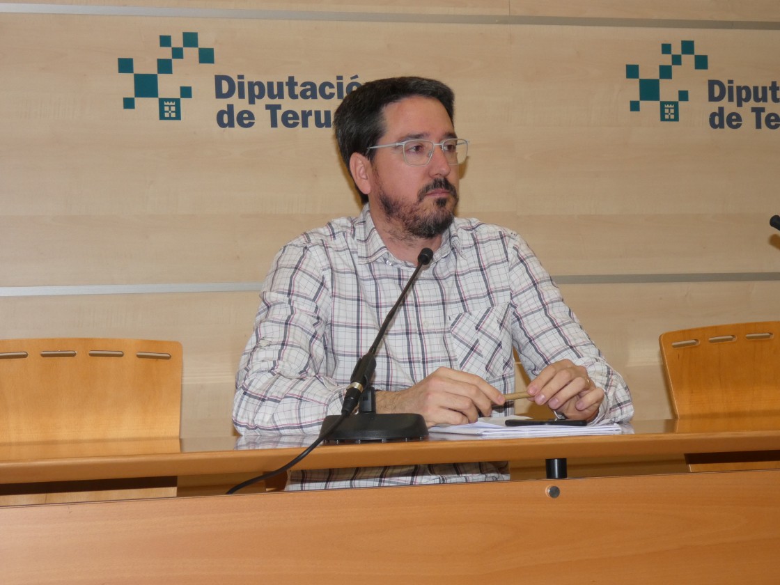 La oposición del PP y PSOE en La Puebla de Híjar tumba el salario del alcalde de IU, Pedro Bello