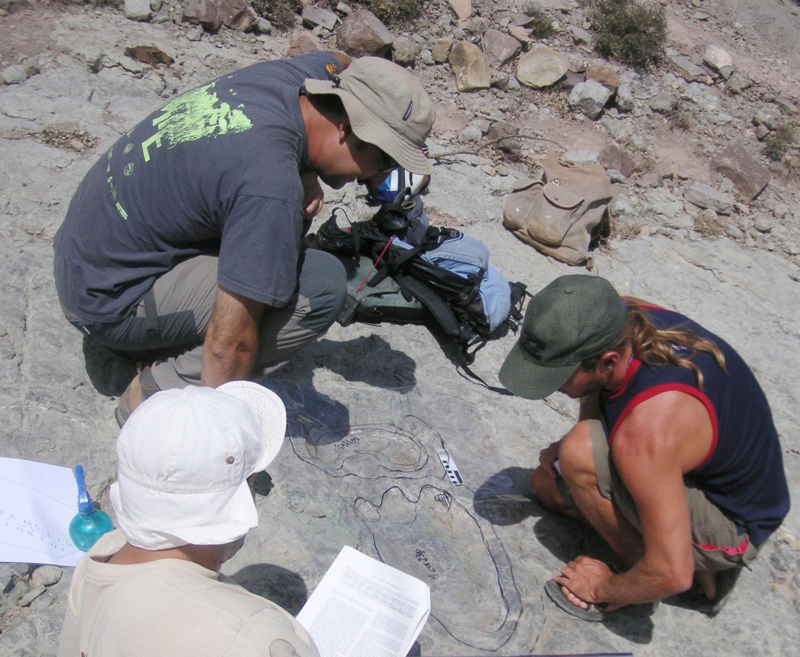 La Fundación Dinópolis ha hecho de Teruel un paraíso para seguir el rastro de los dinosaurios