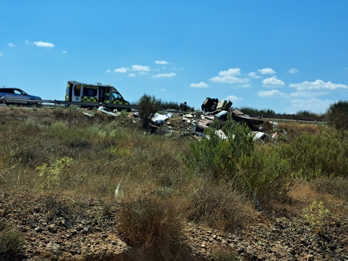 Fallece una mujer en un accidente de tráfico en la A-23 a la altura de La Puebla de Valverde