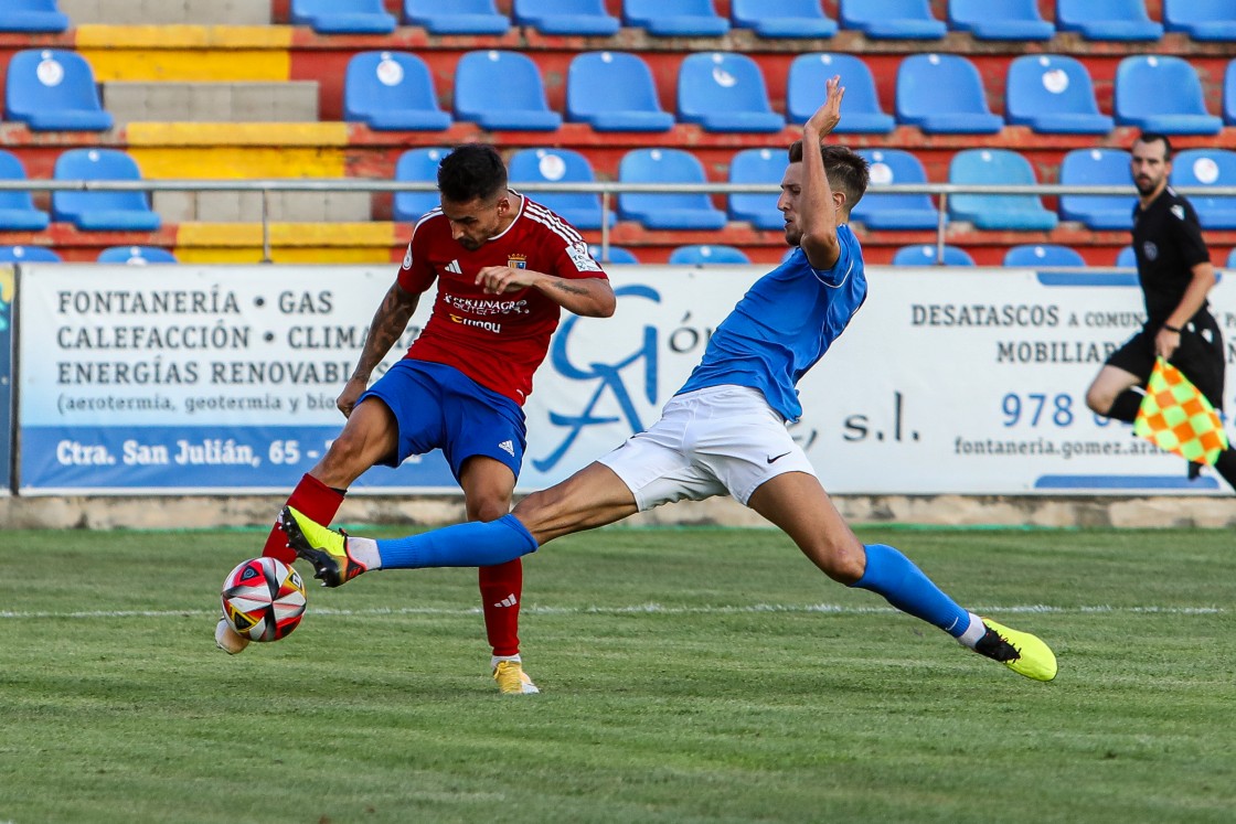 Villa regresó a casa con el equipo tras someterse a un TAC