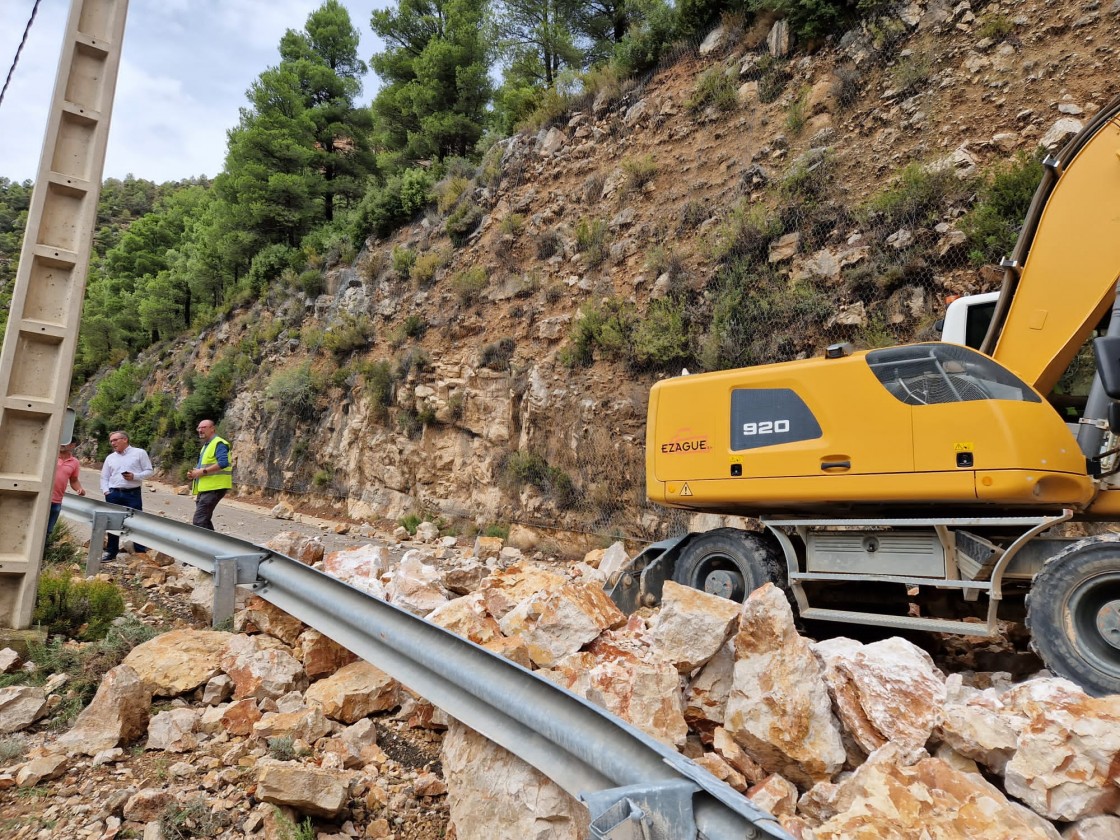 La carretera de Beceite a Valderrobres permanecerá cerrada al tráfico por los desprendimientos en el túnel