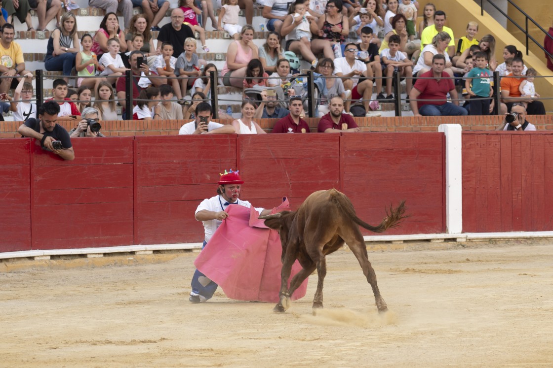 La Fundación Franz Weber pide sancionar a la DGA y al Ayuntamiento de Teruel por el evento con acondroplásicos de las Fiestas del Ángel