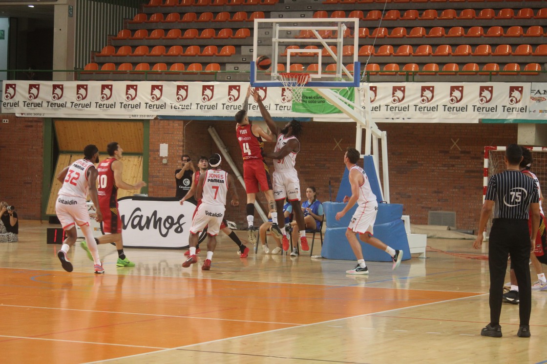 Valencia Basket se lleva el III Memorial Pepe Lanzuela tras ganar 61-87 a Casademont Zaragoza en Teruel