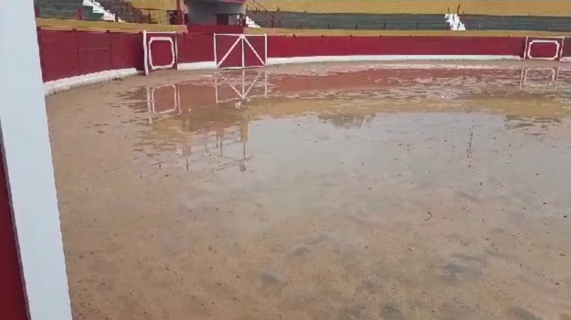 La lluvia y el barro obligan a a suspender la Feria del Caballo de Santa Eulalia