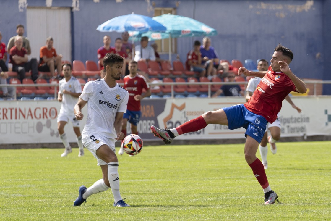 Los rojillos caen de nuevo  en Pinilla después de  diecinueve partidos invictos