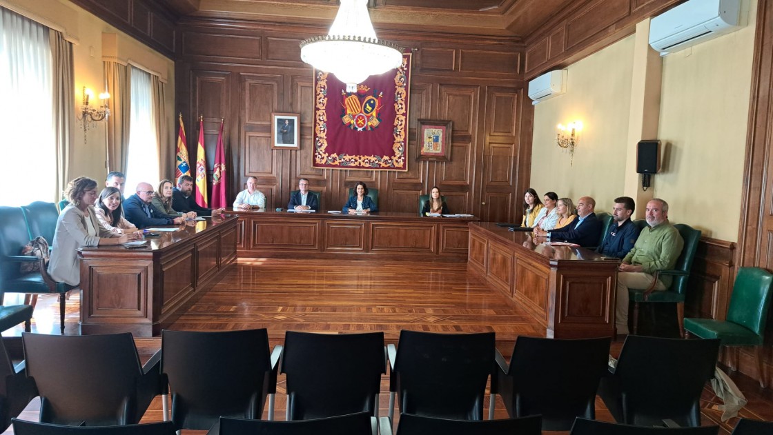 Constituido el nuevo Consejo Sectorial de Desarrollo Local con representantes empresariales, sindicales y del ámbito político y universitario