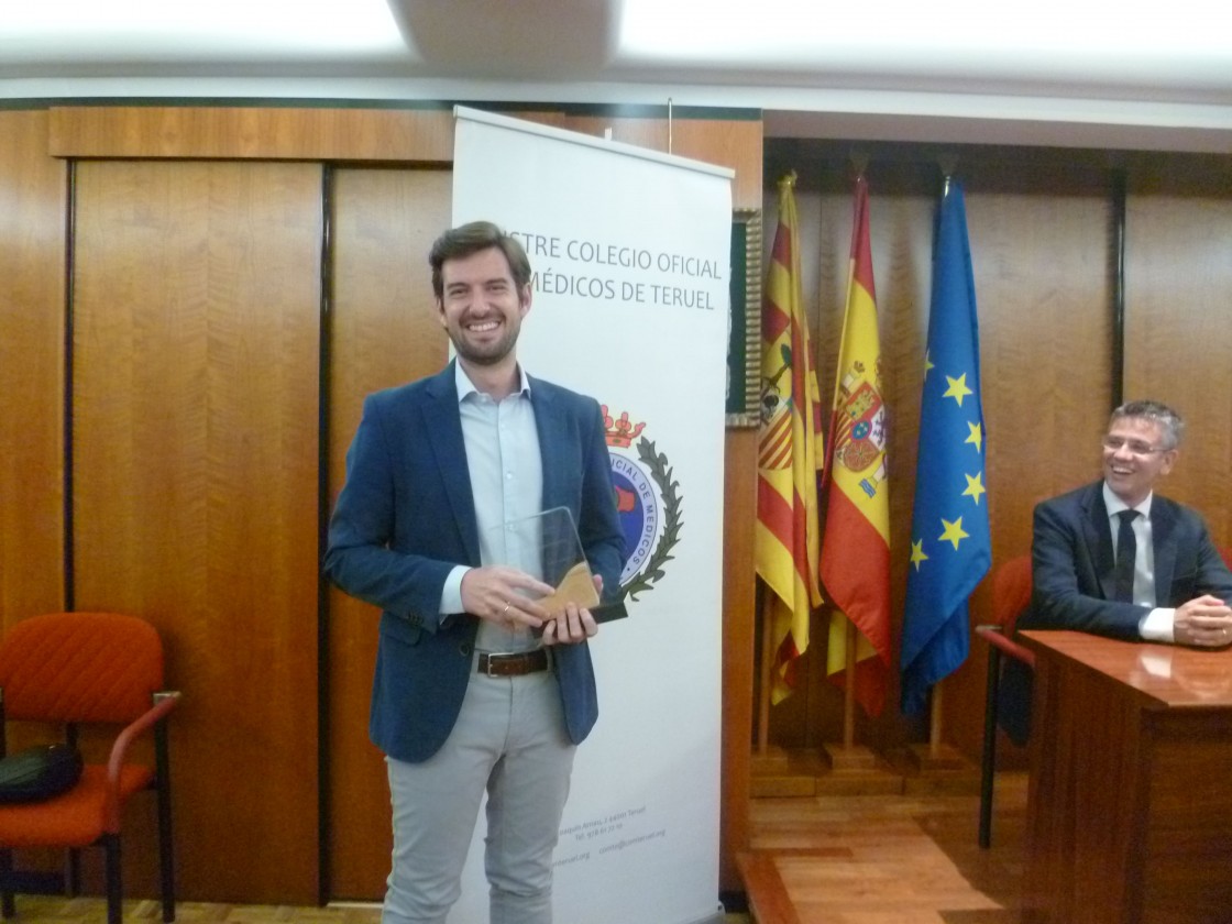 Miguel Sánchez Ortíz, Mejor Residente de Geriatría y Gerontología del año 2023: “En el Hospital San José nos centramos mucho en lo físico, emocional y social del mayor”