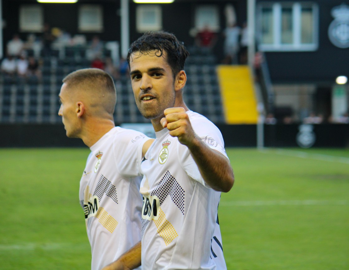 El CD Teruel se ve las caras con su antítesis de cara al gol