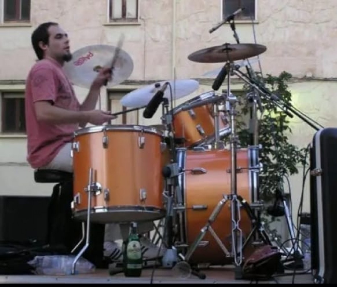 La comunidad musical llora a Paco Civera, “el mejor batería que ha existido en Teruel”