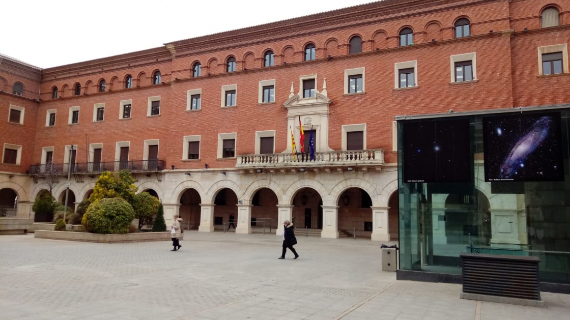 Juzgan al hombre que apuntó con una pistola falsa a dos sanitarias en Burbáguena