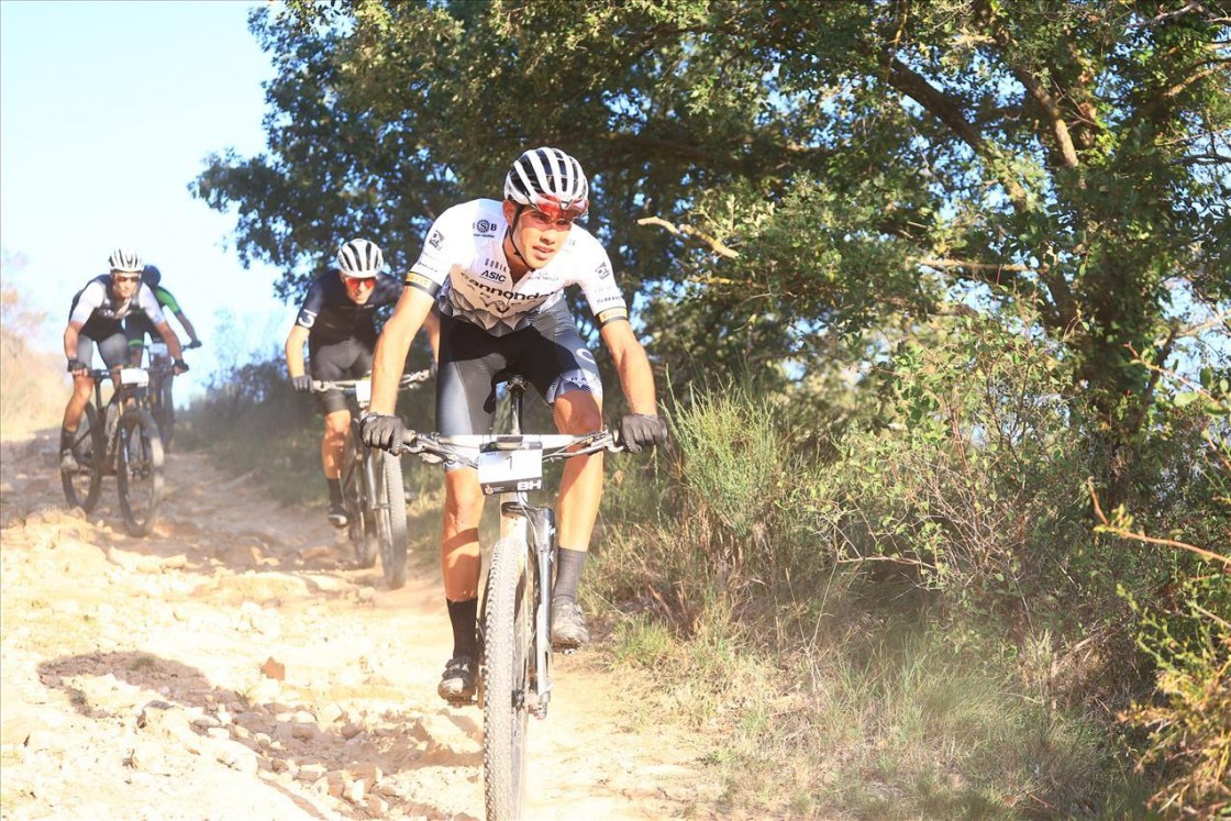 Roberto Bu acaba en tercera posición en la Tierra Estella Epic