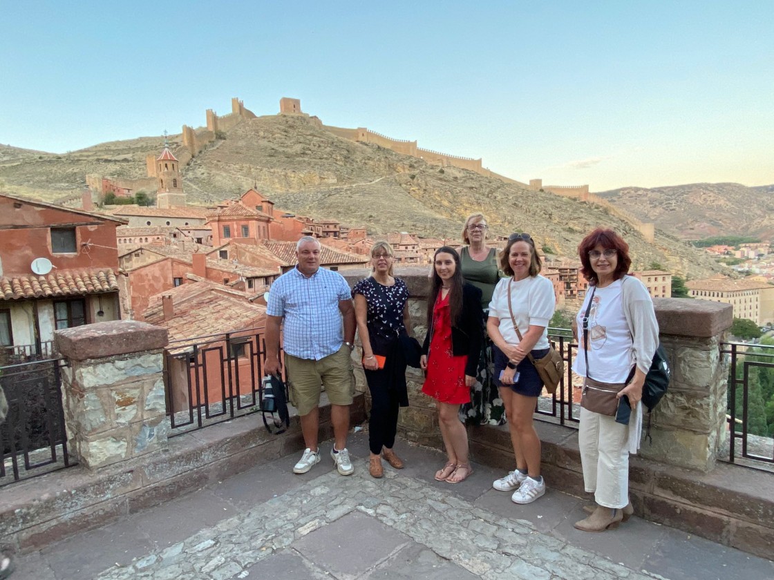 Un grupo de turoperadores del Reino Unido conocen las excelencias turísticas de la provincia de Teruel