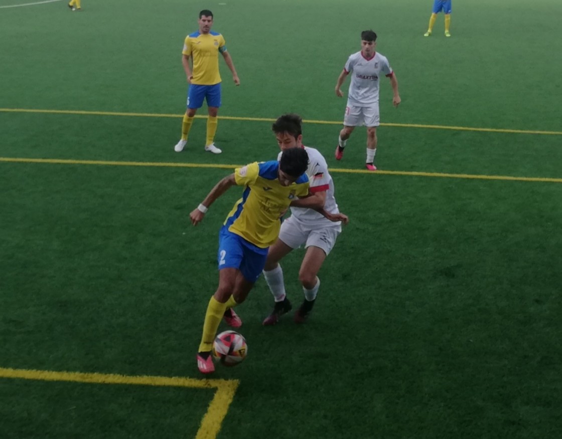 El Utrillas paga demasiado cara su falta de gol y cae ante el Almudévar (0-1)